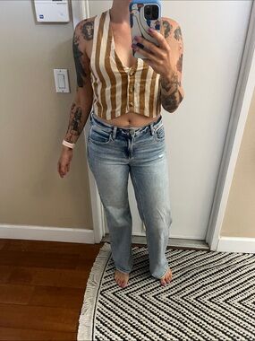 NWOT Striped Linen/cotton blend Crop Vest in Tan and White